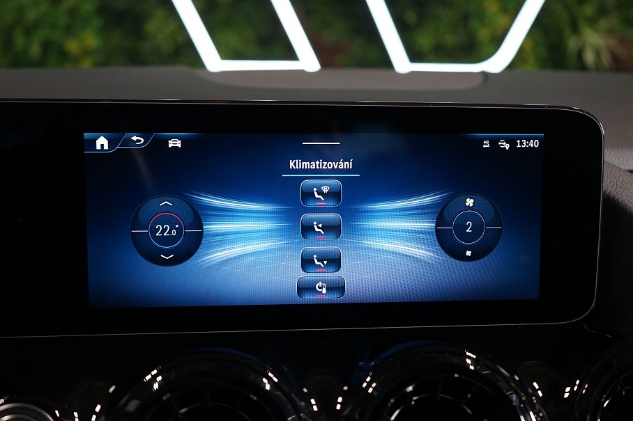 Mercedes-Benz GLA 200d