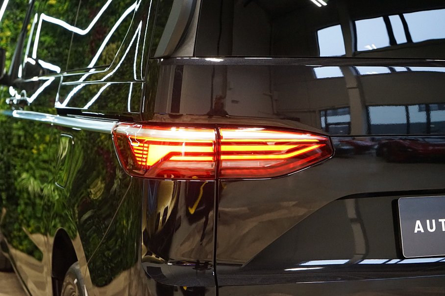 Volkswagen Multivan 1.5 TSI PHEV 4MOTION