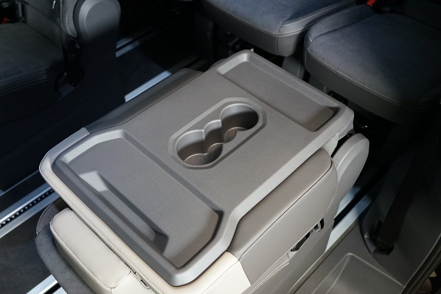 Volkswagen Multivan 1.5 TSI PHEV 4MOTION