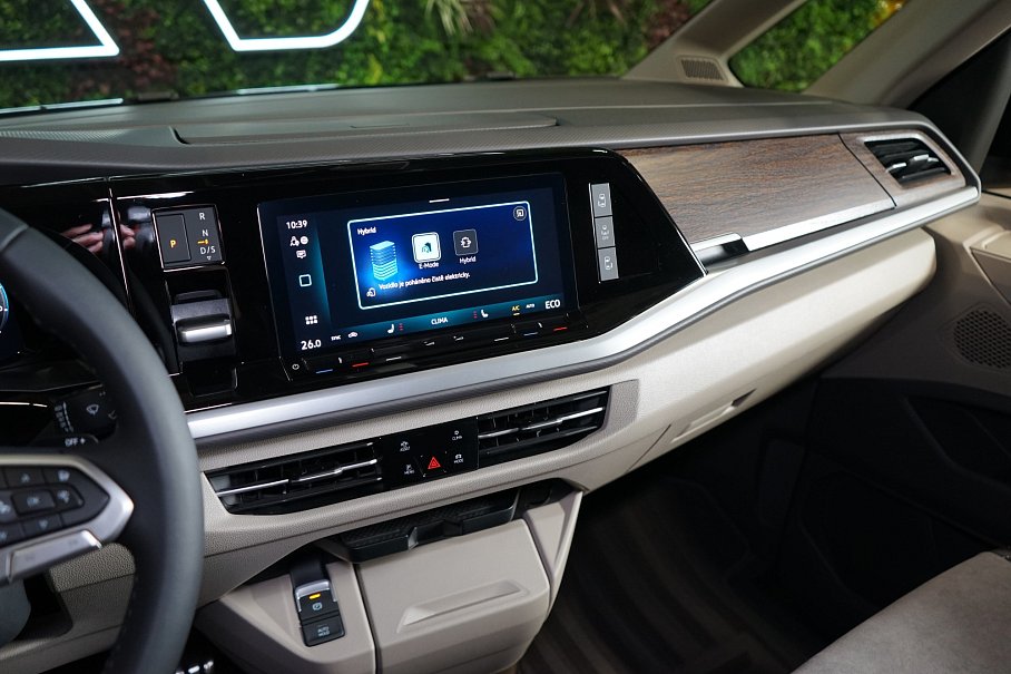 Volkswagen Multivan 1.5 TSI PHEV 4MOTION