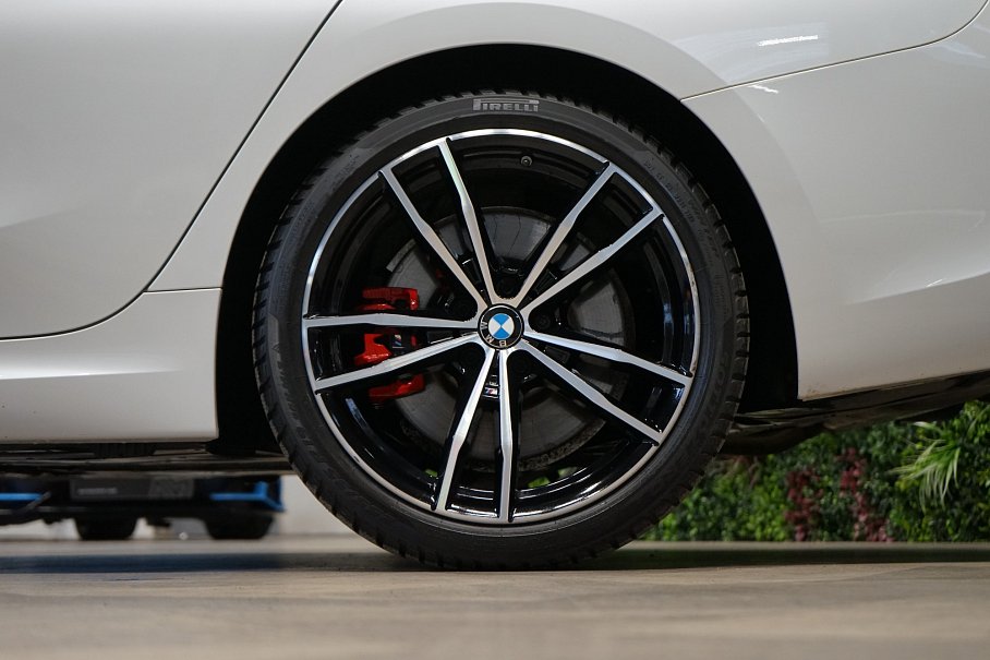 BMW Řada 3 30i xDrive