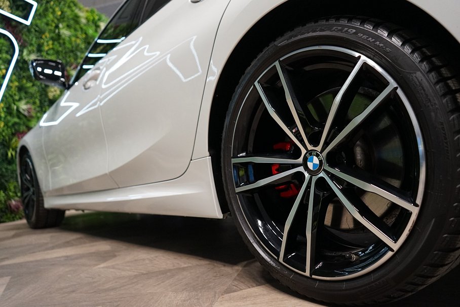 BMW Řada 3 30i xDrive