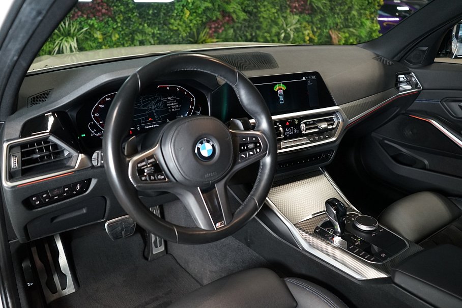 BMW Řada 3 30i xDrive