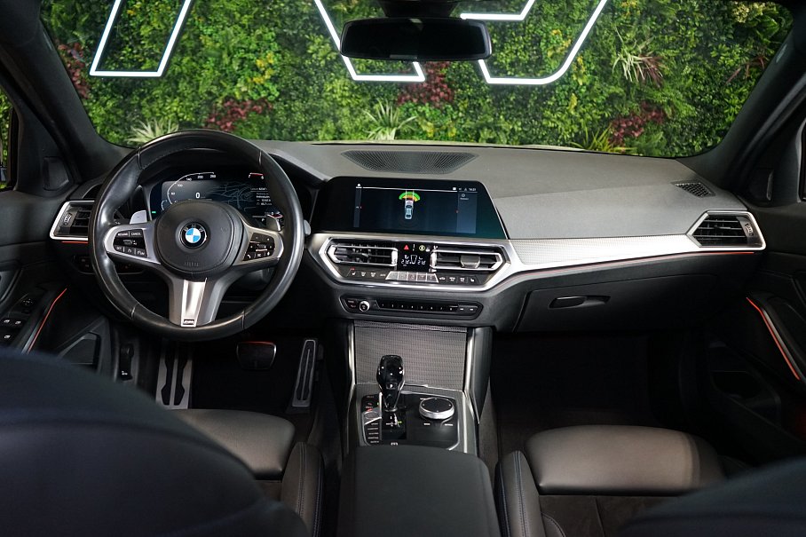 BMW Řada 3 30i xDrive