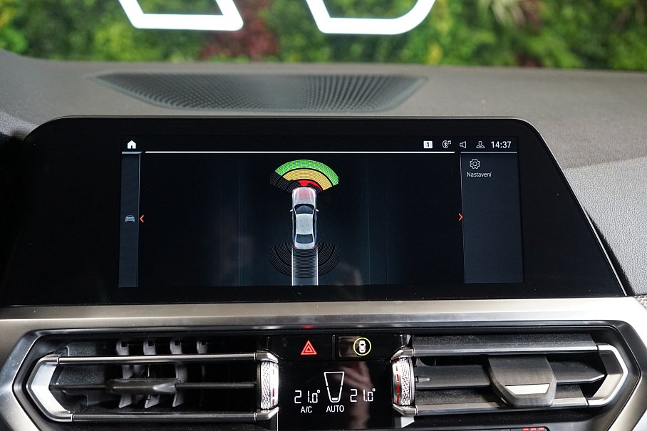 BMW Řada 3 30i xDrive