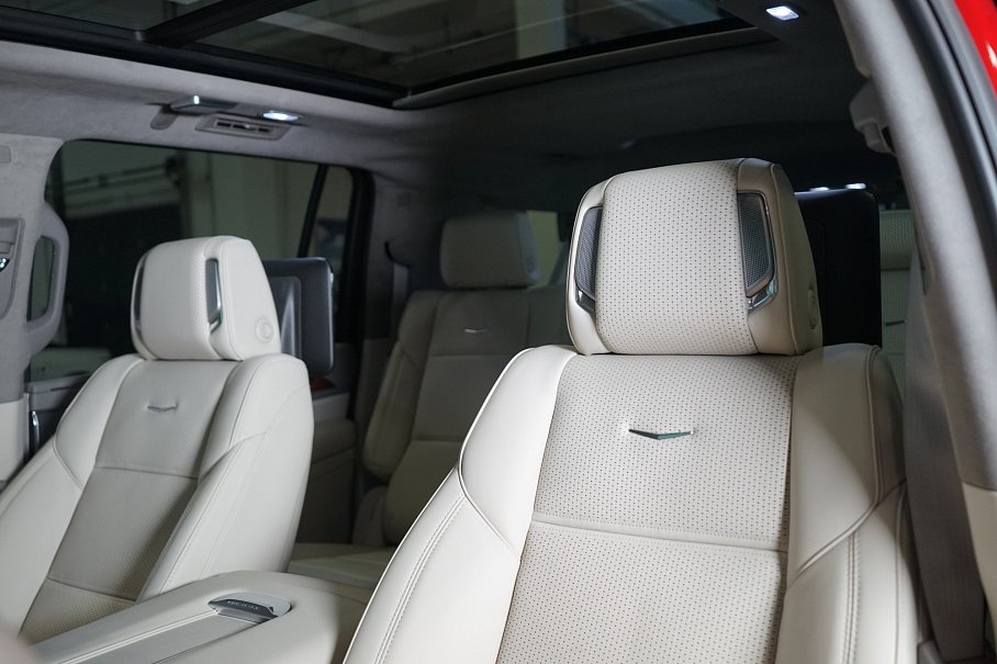 Cadillac Escalade ESV Sport Platinum