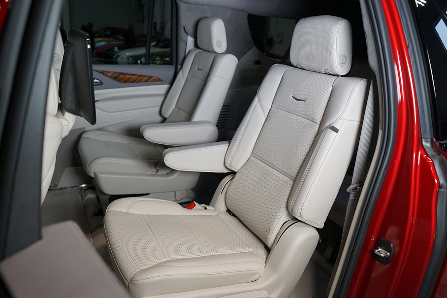 Cadillac Escalade ESV Sport Platinum