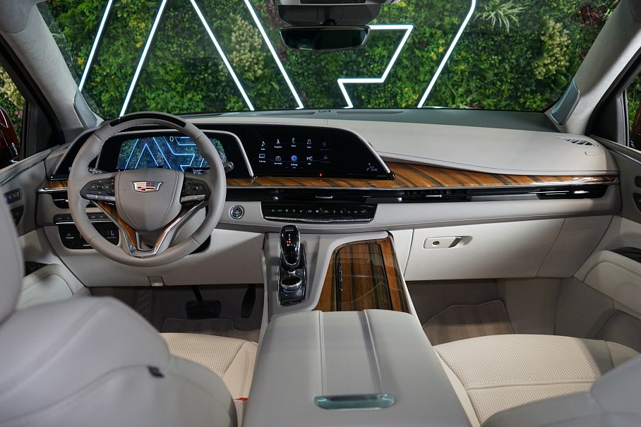 Cadillac Escalade ESV Sport Platinum