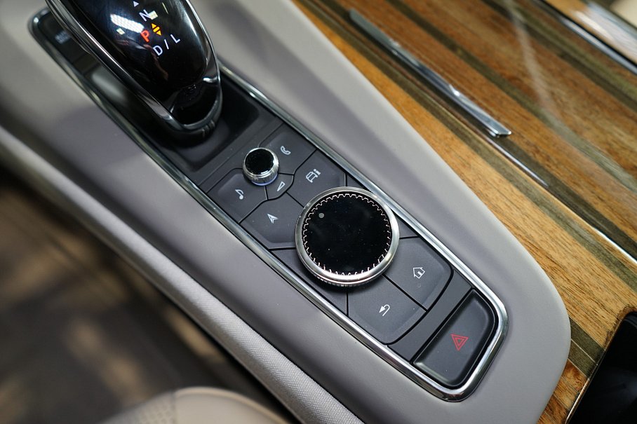 Cadillac Escalade ESV Sport Platinum