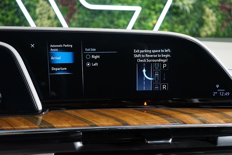 Cadillac Escalade ESV Sport Platinum