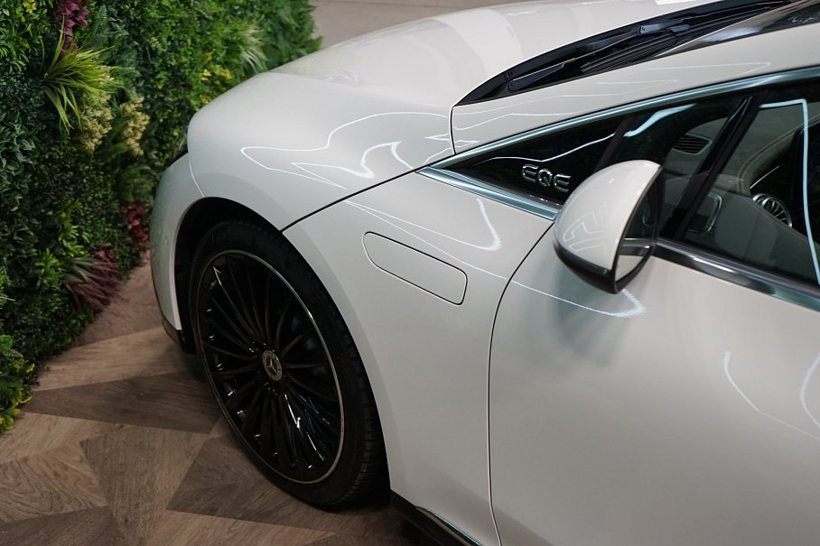 Mercedes-Benz EQE 350