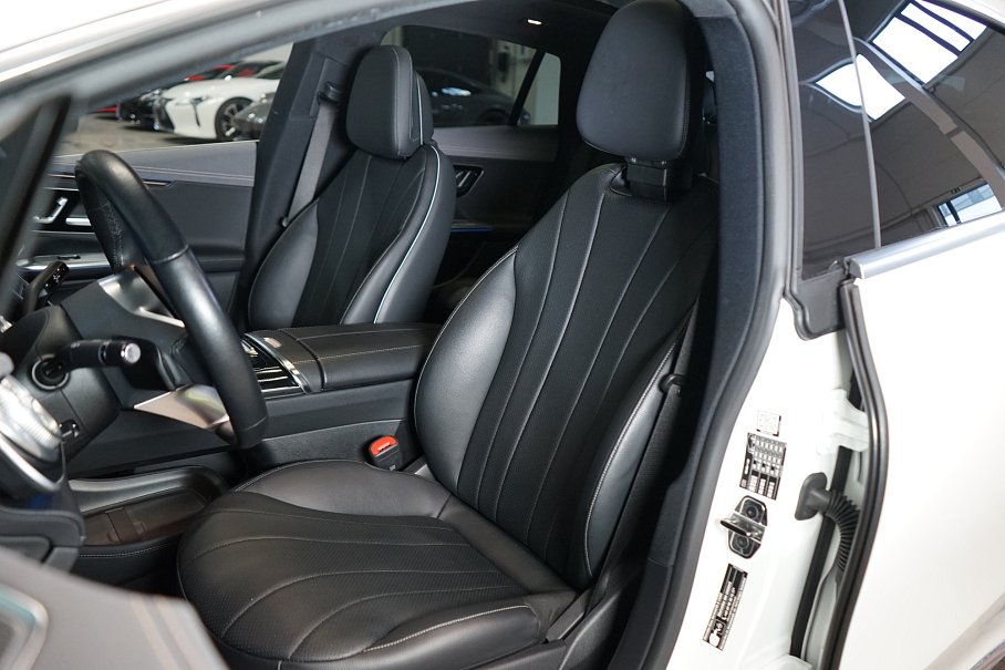 Mercedes-Benz EQE 350