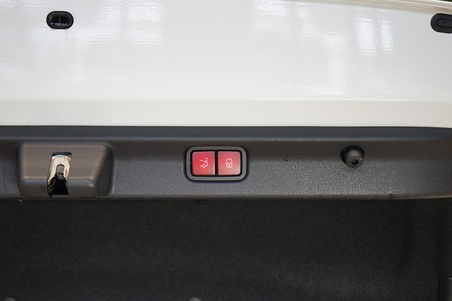 Mercedes-Benz EQE 350