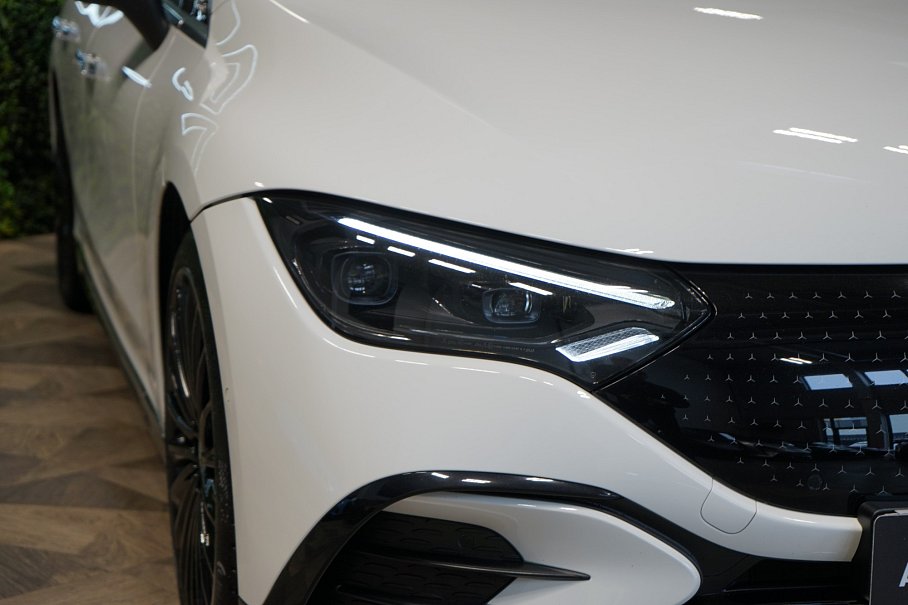 Mercedes-Benz EQE 350
