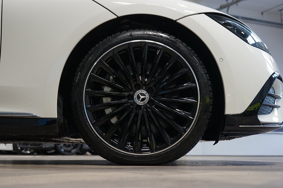 Mercedes-Benz EQE 350