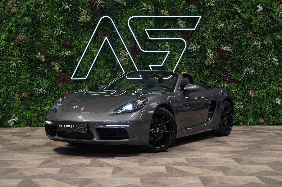 Porsche 718 Boxster