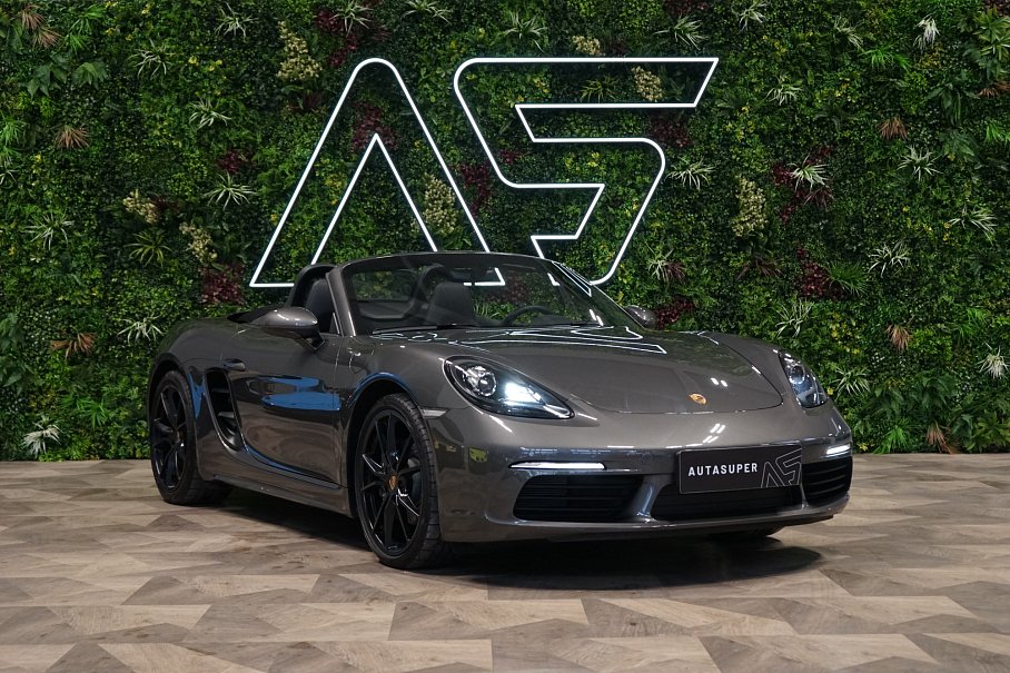 Porsche 718 Boxster