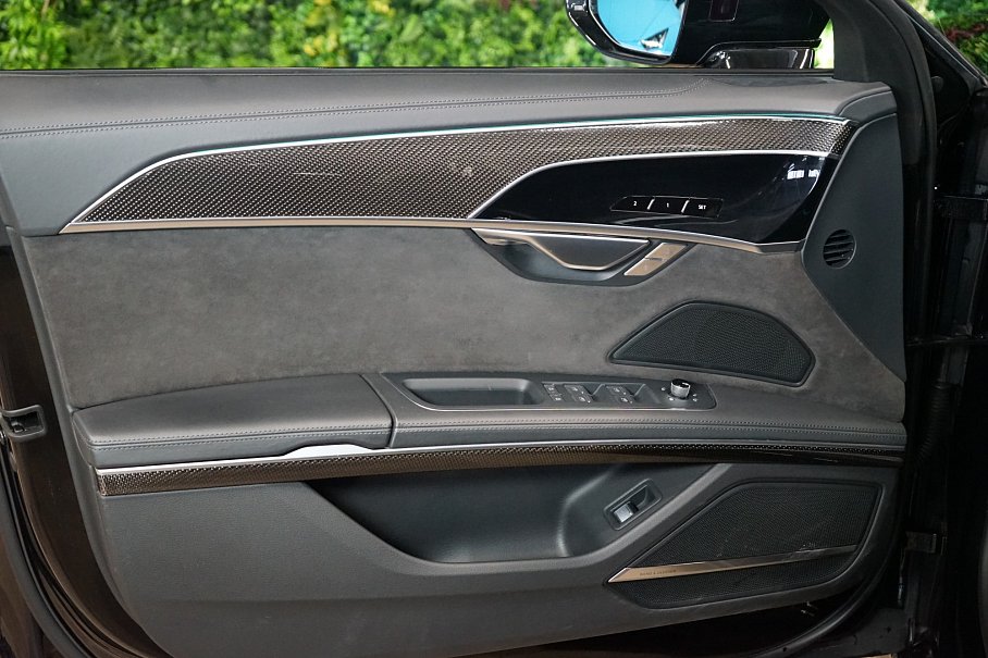 Audi S8 4.0 TFSI quattro