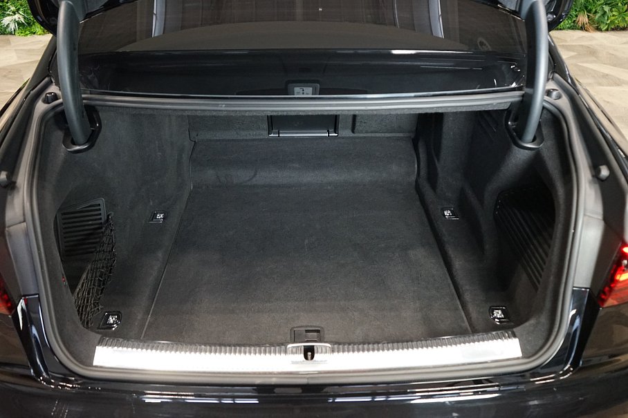 Audi S8 4.0 TFSI quattro