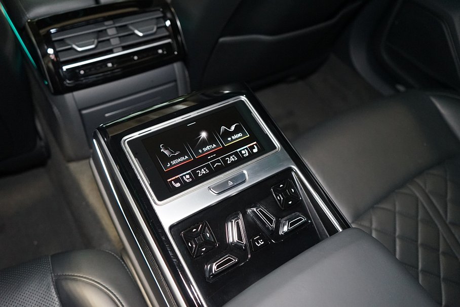 Audi S8 4.0 TFSI quattro