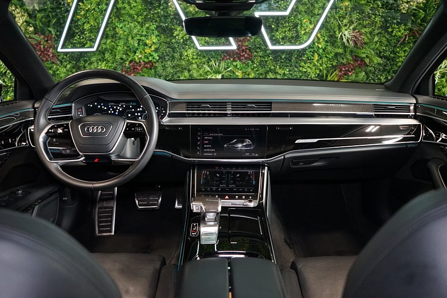 Audi S8 4.0 TFSI quattro