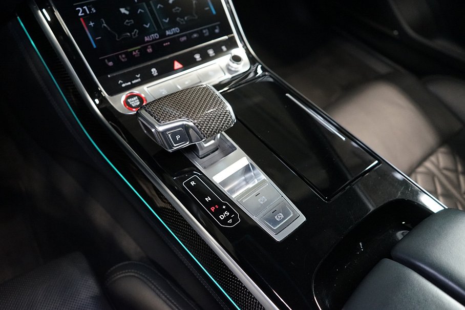 Audi S8 4.0 TFSI quattro