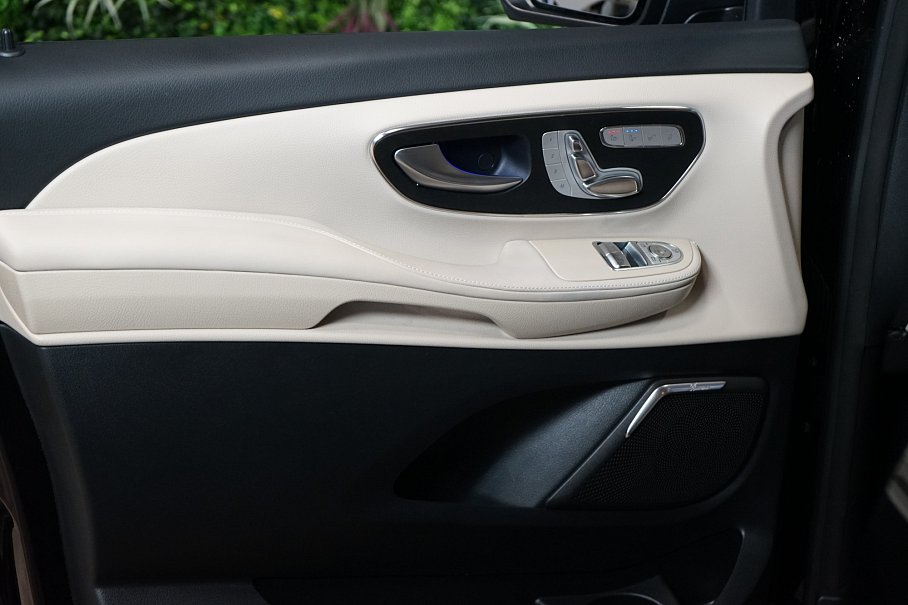 Mercedes-Benz Třída V 300d 4Matic XL