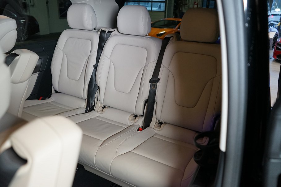 Mercedes-Benz Třída V 300d 4Matic XL