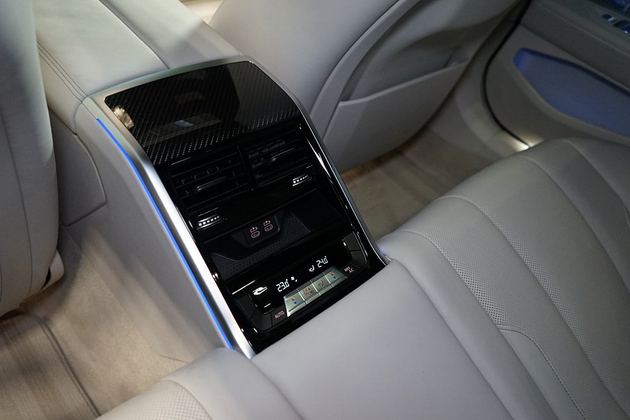 BMW Řada 8 840i xDrive Gran Coupé