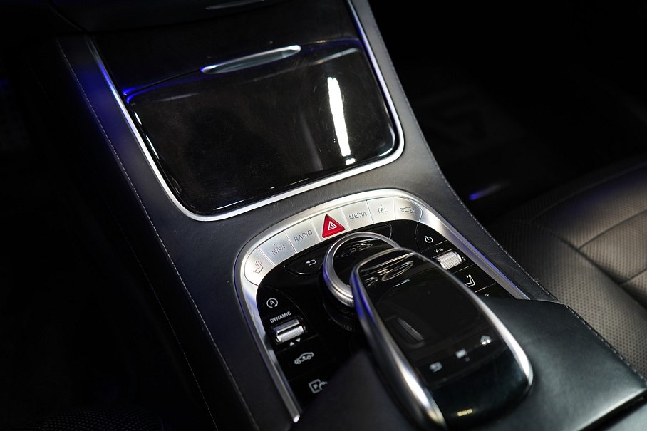 Mercedes-Benz Třída S 400d 4Matic