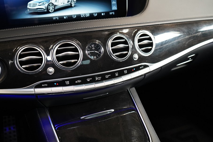 Mercedes-Benz Třída S 400d 4Matic