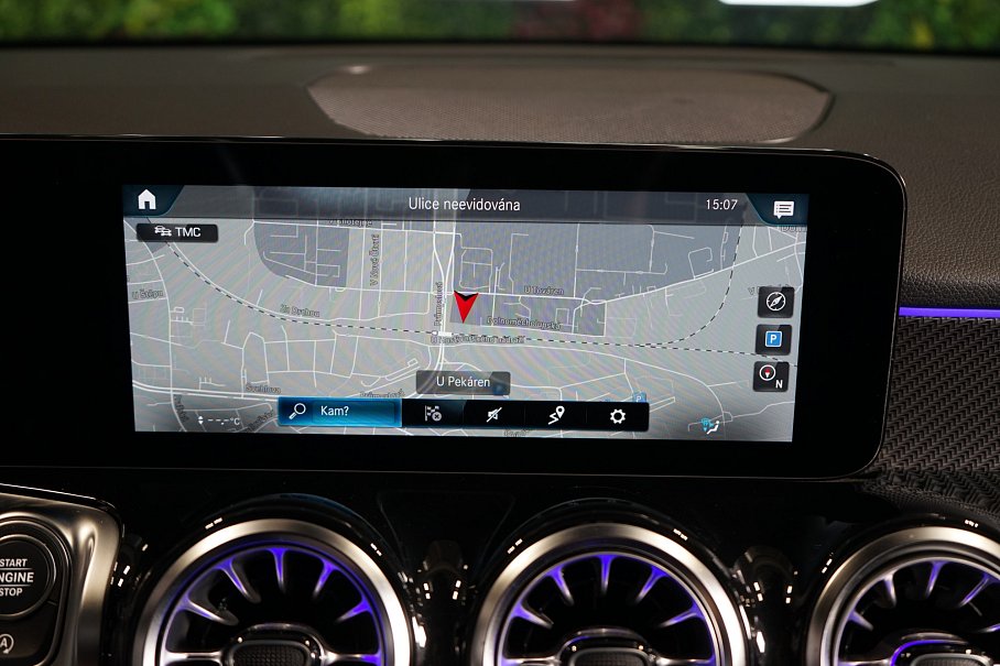 Mercedes-Benz GLB 200d