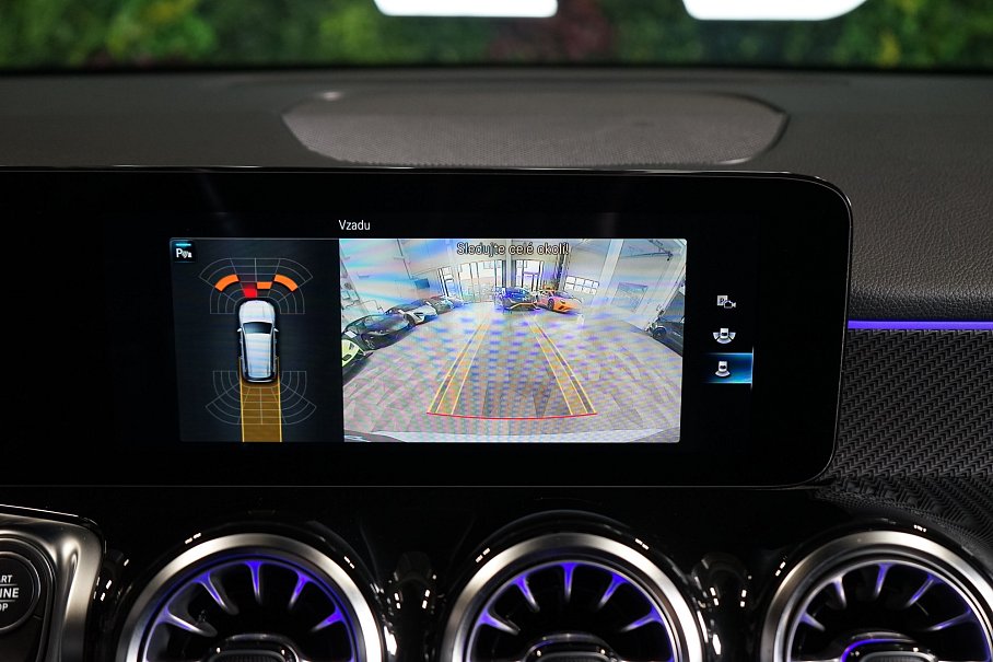 Mercedes-Benz GLB 200d