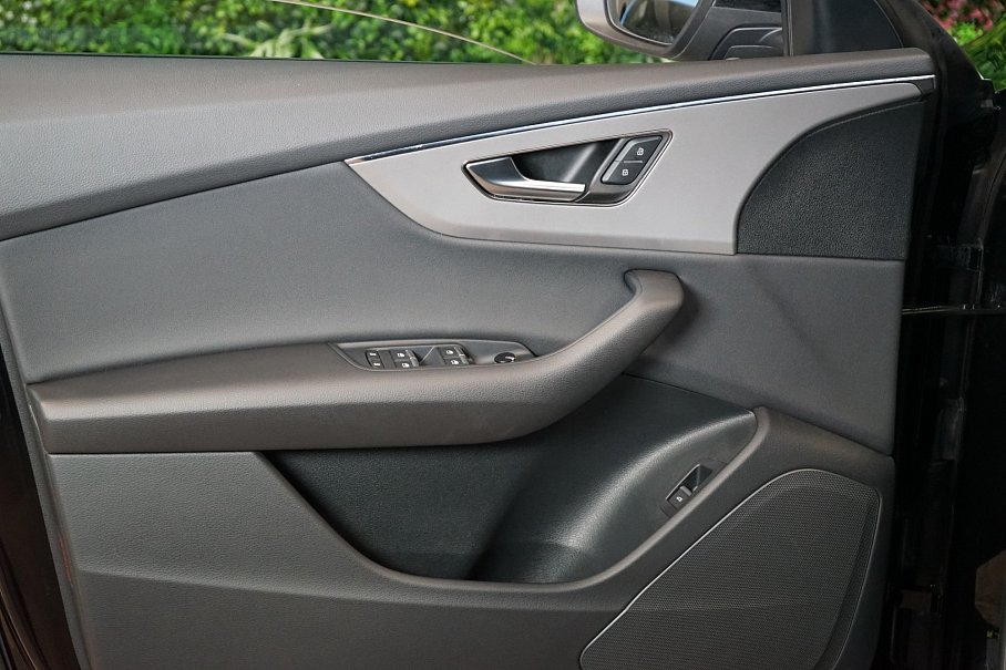 Audi Q8 55 TFSI quattro