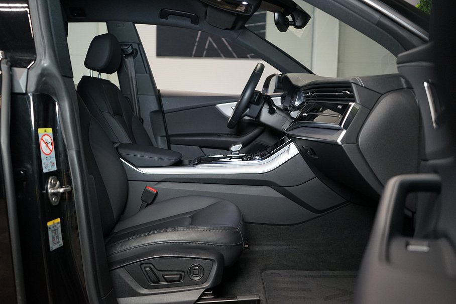 Audi Q8 55 TFSI quattro