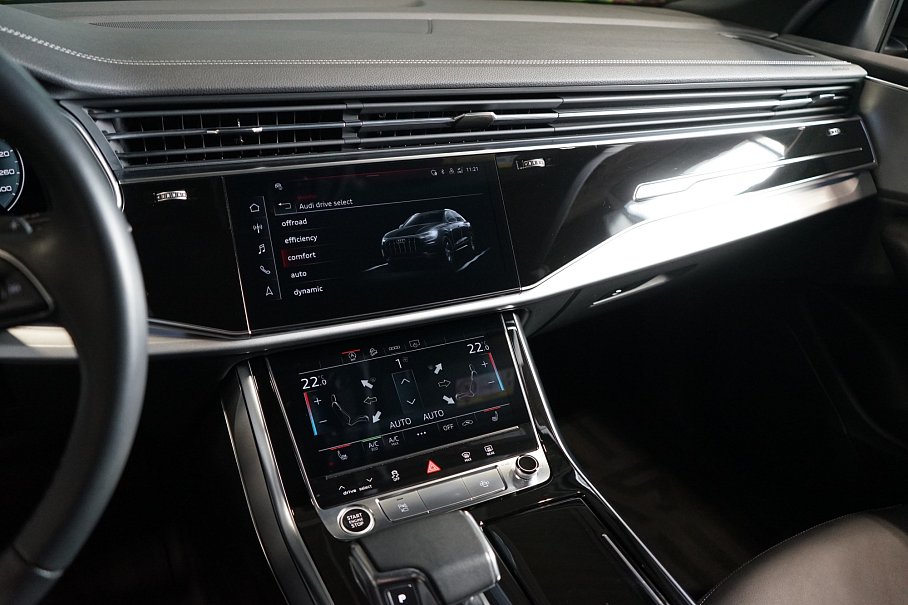 Audi Q8 55 TFSI quattro