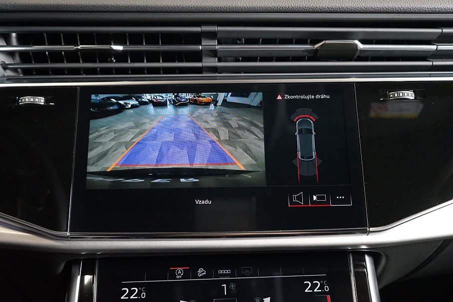 Audi Q8 55 TFSI quattro