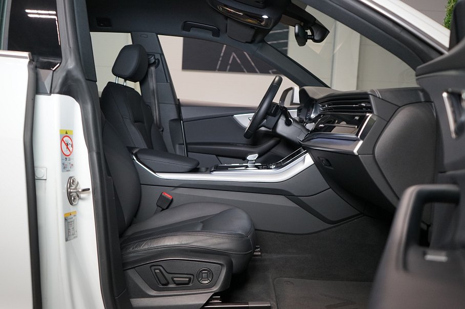 Audi Q8 55 TFSI quattro