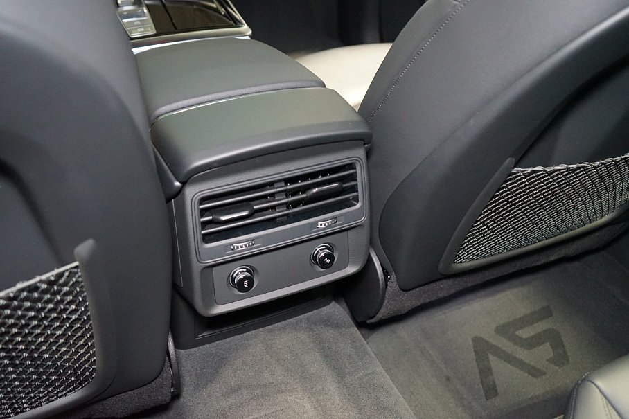 Audi Q8 55 TFSI quattro