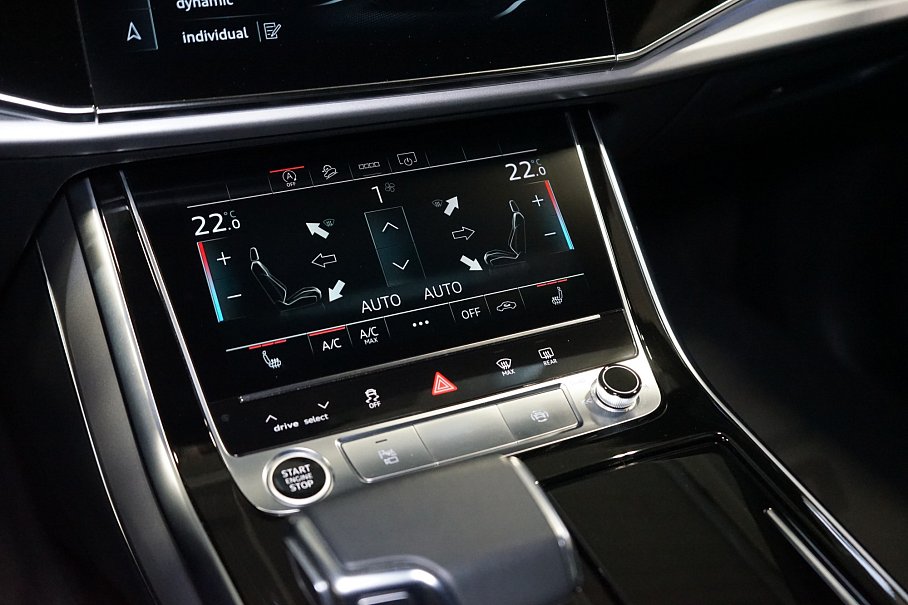 Audi Q8 55 TFSI quattro