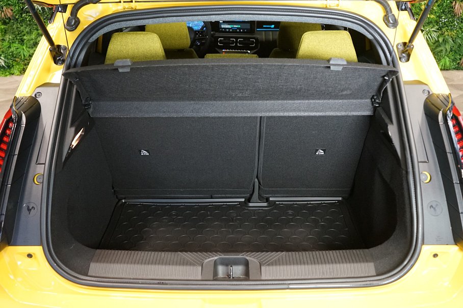 Renault R5 E-TECH iconic cinq comfort range