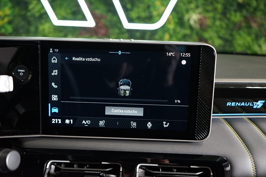 Renault R5 E-TECH iconic cinq comfort range