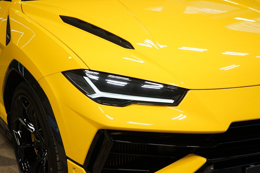 Lamborghini Urus Performante