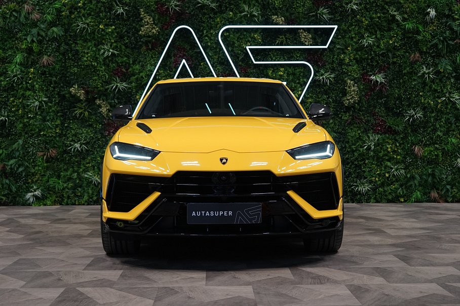 Lamborghini Urus Performante