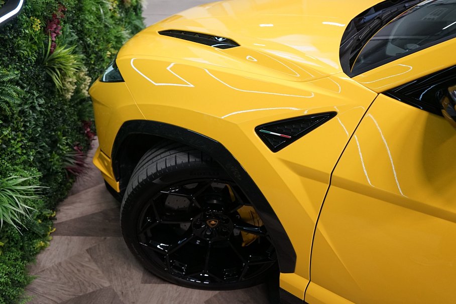 Lamborghini Urus Performante