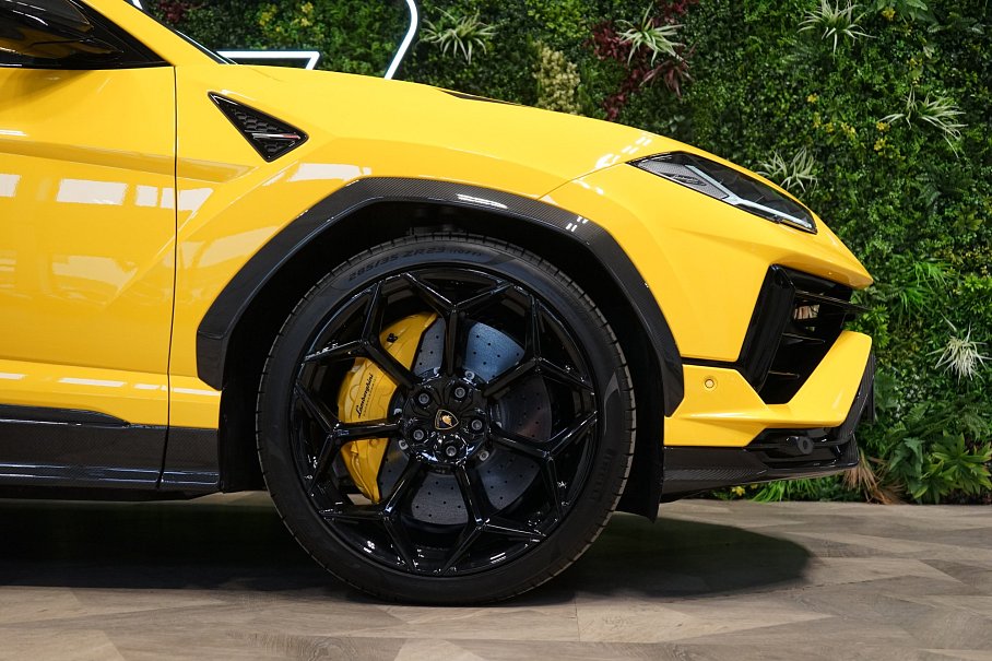 Lamborghini Urus Performante