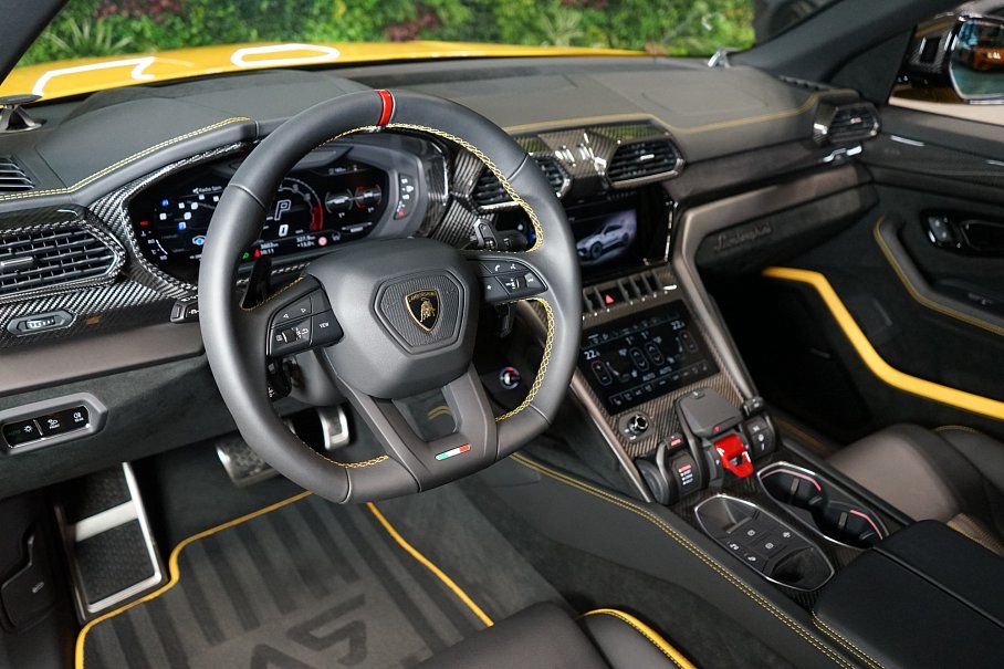 Lamborghini Urus Performante