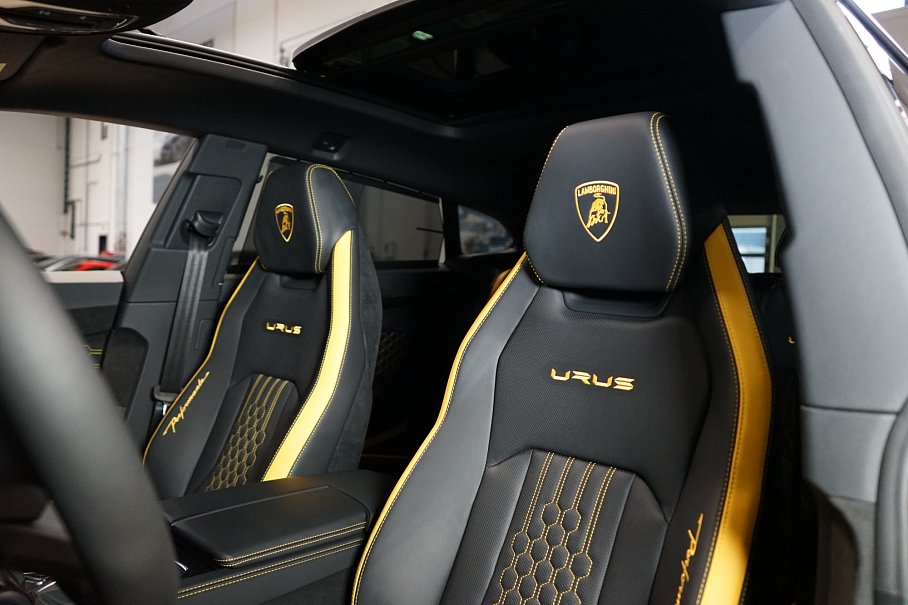 Lamborghini Urus Performante