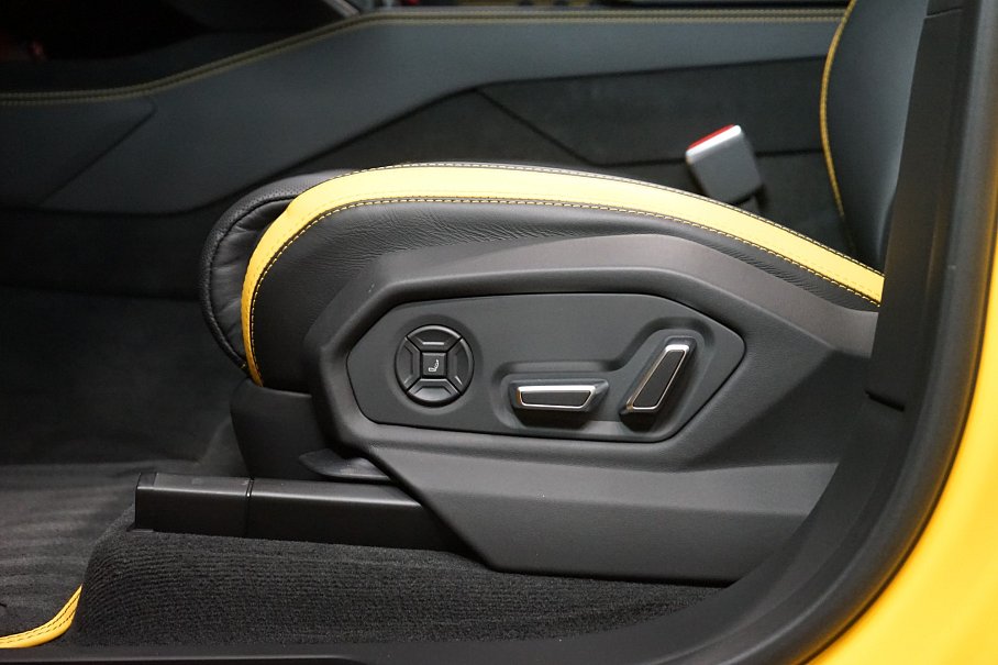 Lamborghini Urus Performante