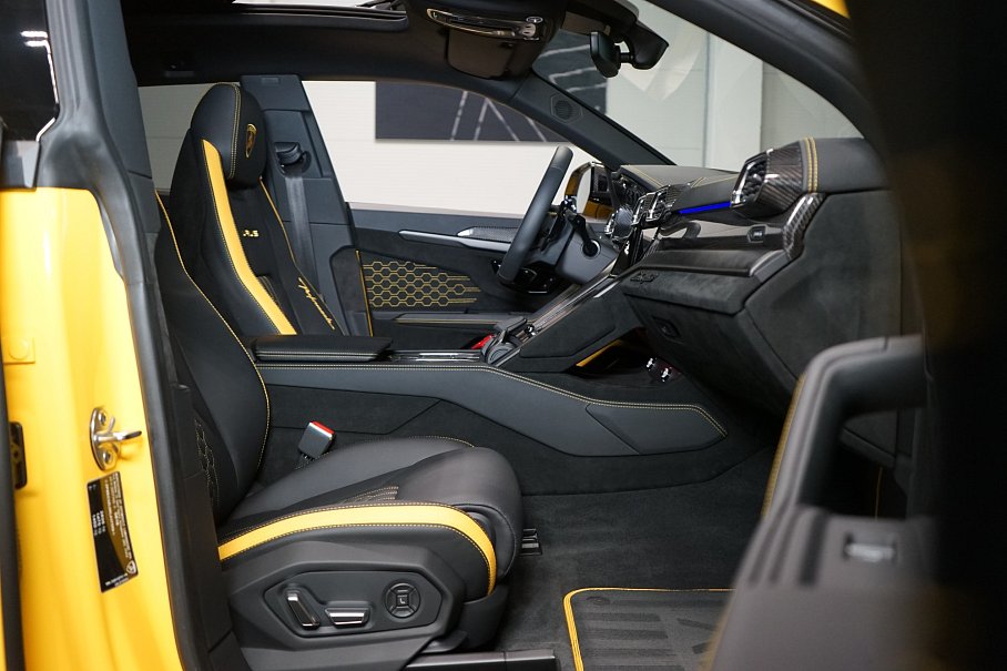 Lamborghini Urus Performante